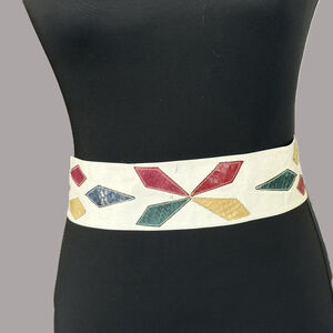 Vintage White Leather Geometric Pattern Belt